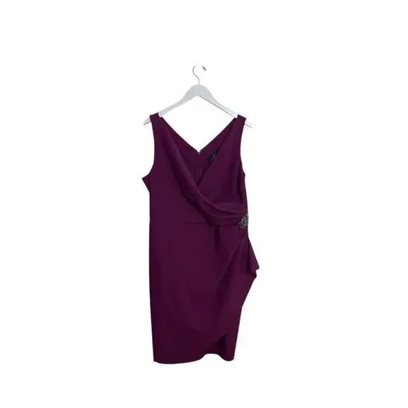 green emerald velvet dress Alex Evenings Sheath Evening Dress 8134310